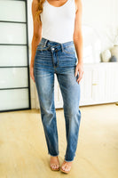 Joey Crossover Straight Leg Dad Jeans