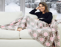 Cuddle Me Cozy Large Plush Velvet/Sherpa Foot Pocket Throw